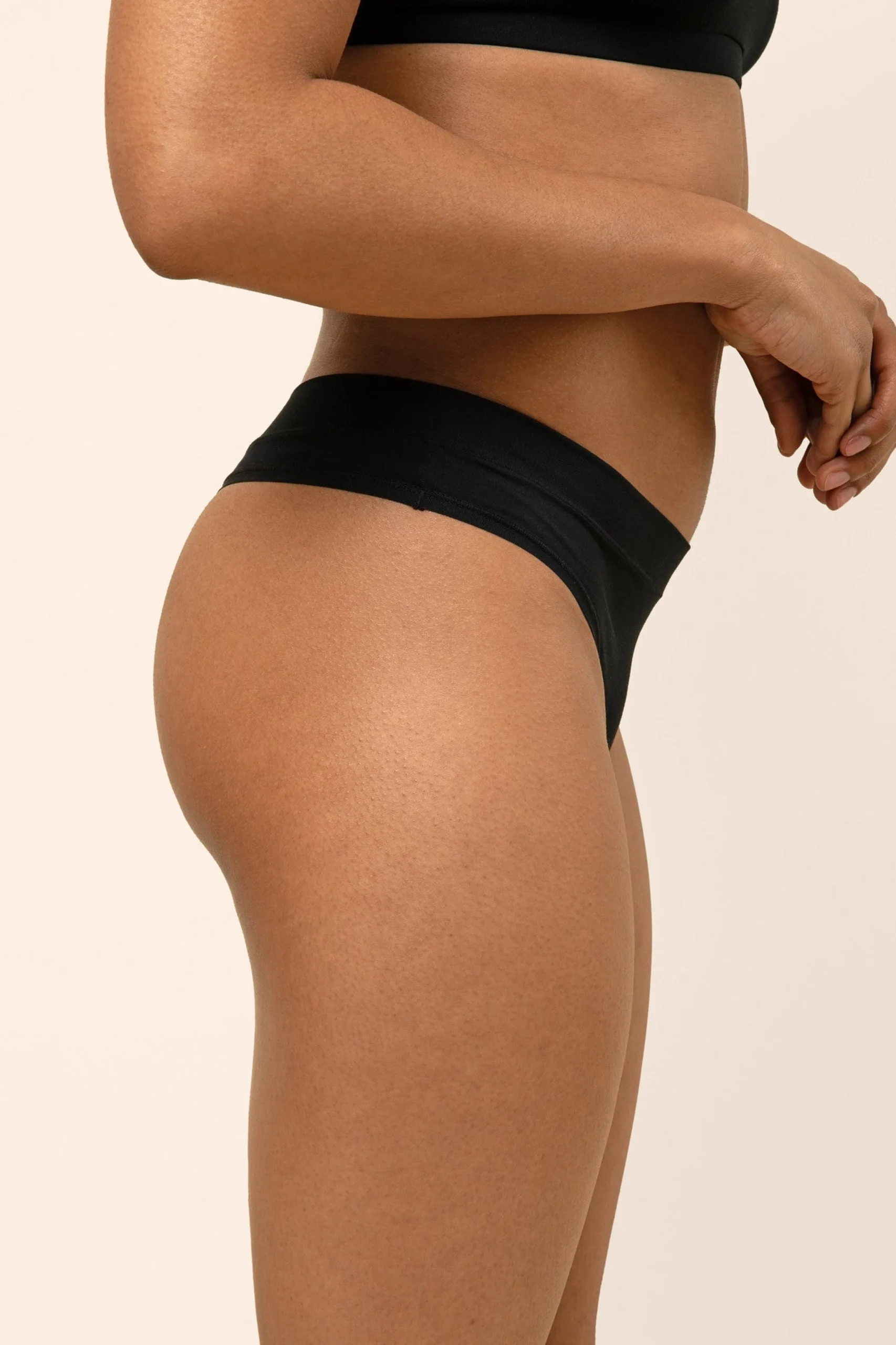 Women's Thong in Midnight