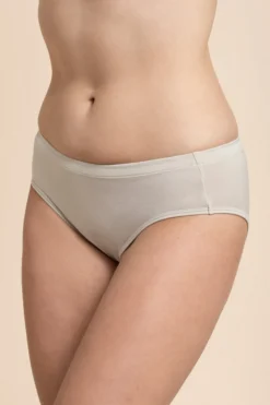 Women’s Underwear in Oat