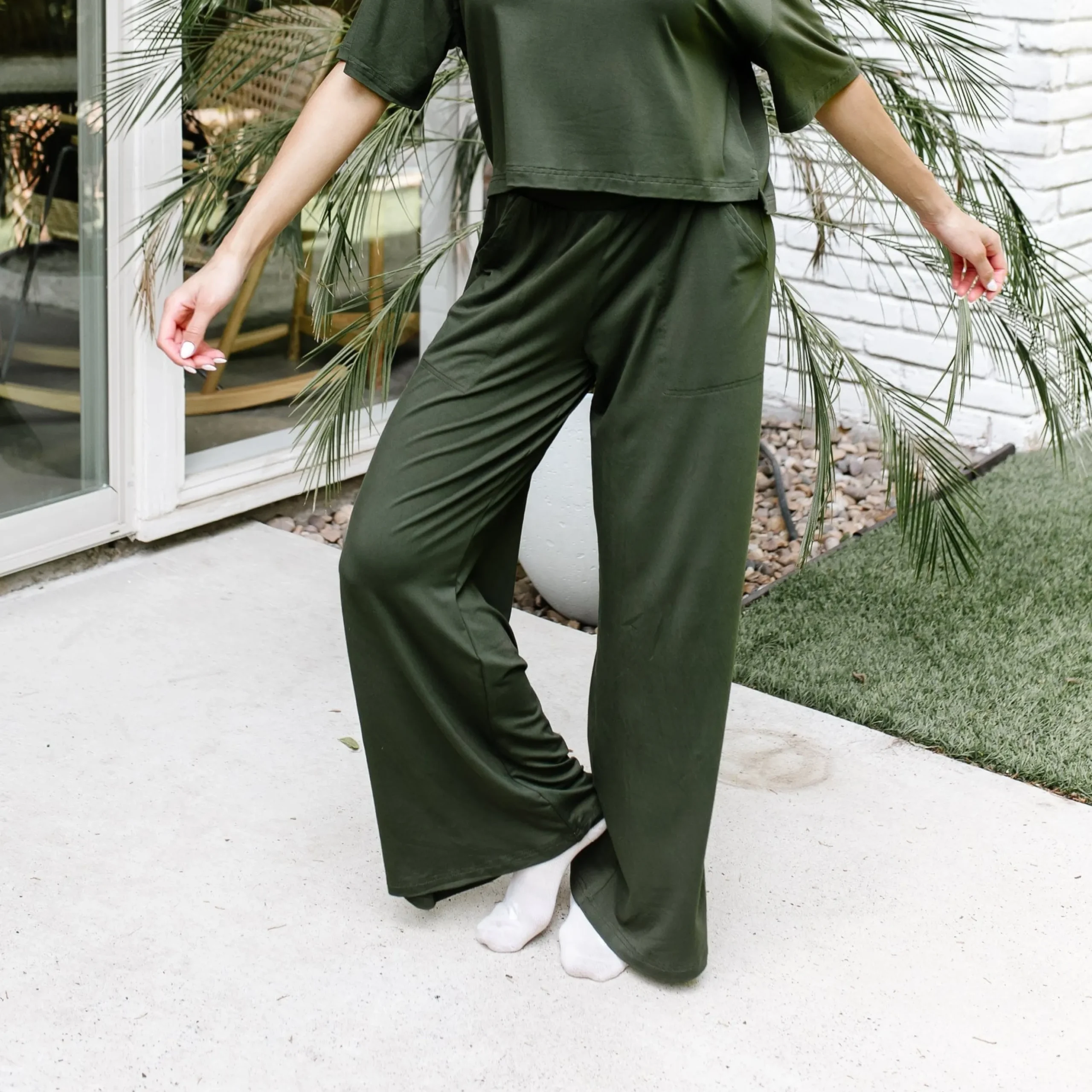 Women's Wide Leg Pant in Fir