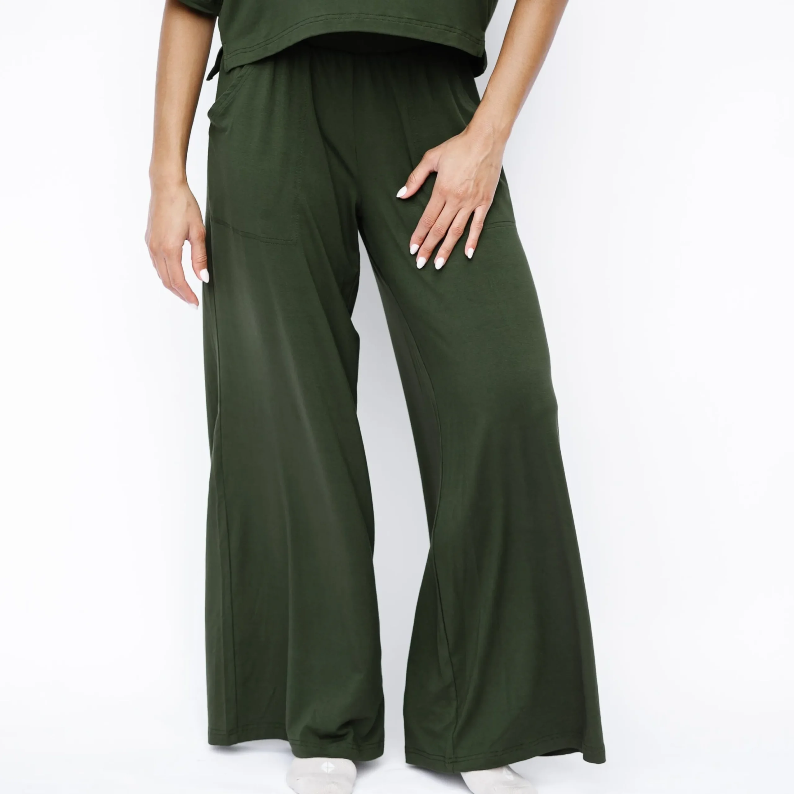 Women's Wide Leg Pant in Fir