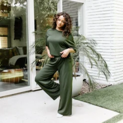 Women's Wide Leg Pant Set in Fir