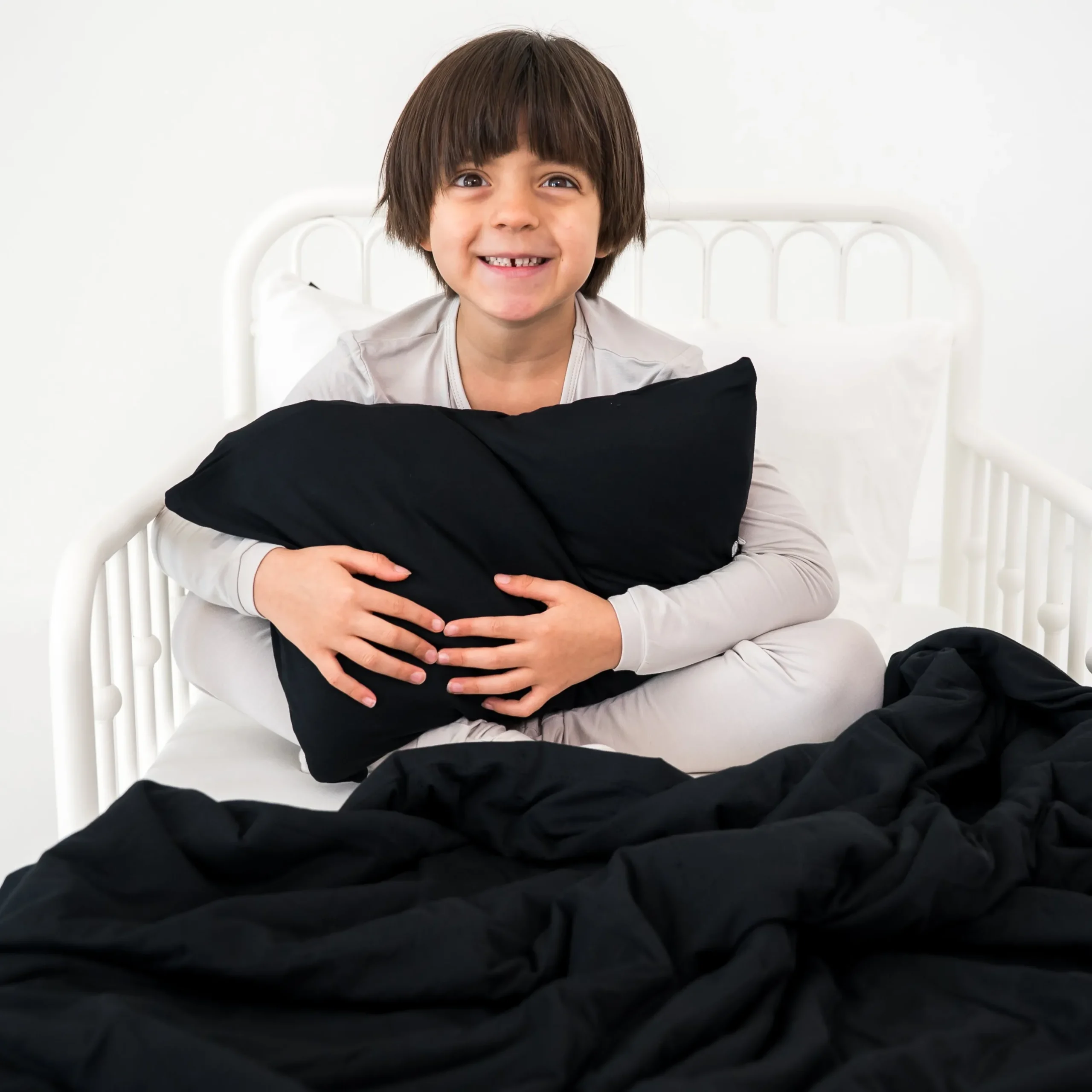 Youth Blanket in Midnight 2.5